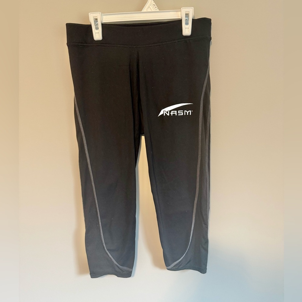 Black NASM Hylete Capri Leggings - Picture 1 of 5